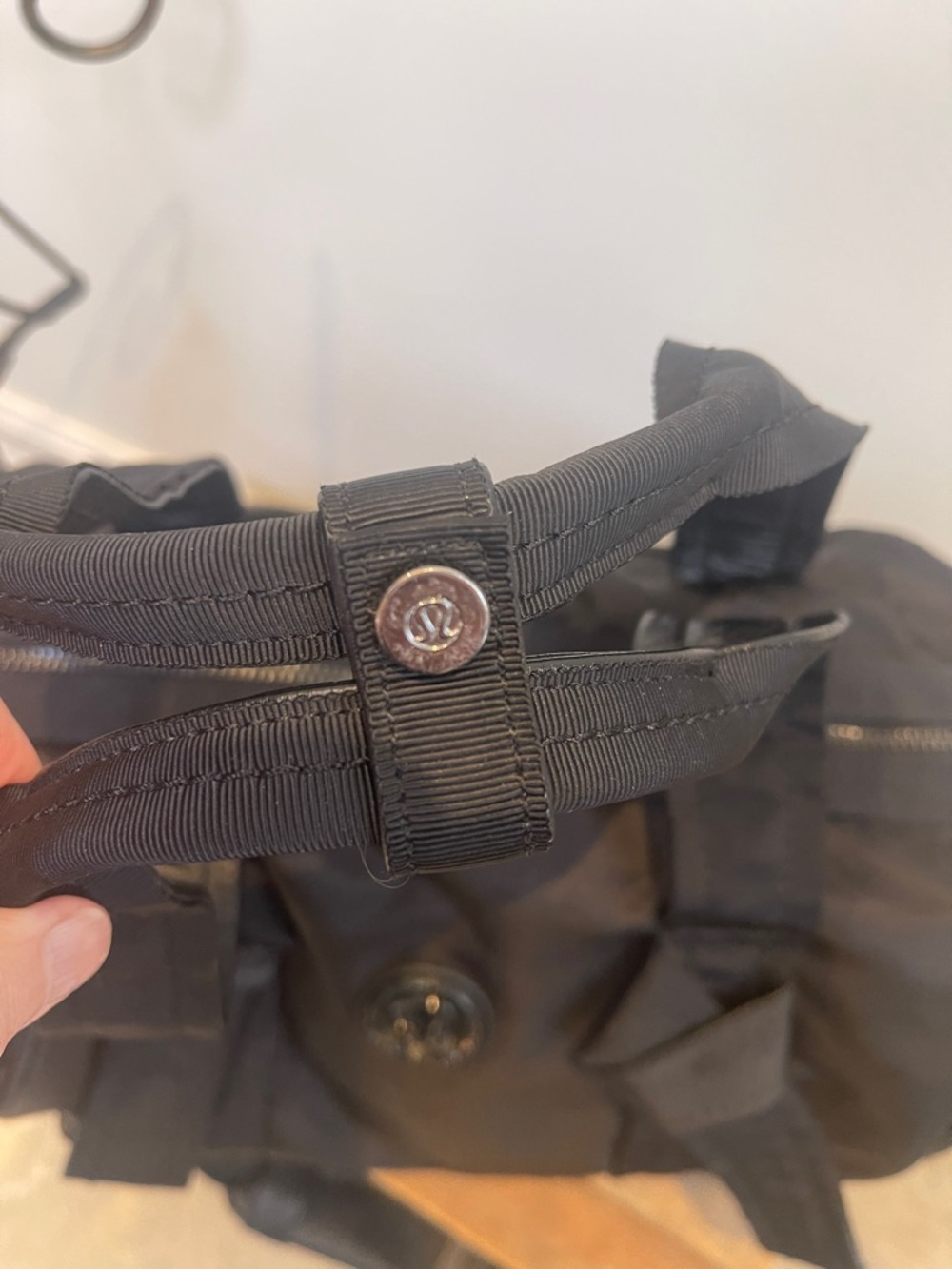 Lululemon DTB Duffel - Picture 4 of 13